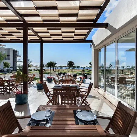 Thalassa Beach Three Bedroom Family Holiday Daire