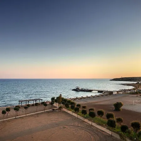 Thalassa Beach Three Bedroom Family Holiday Daire